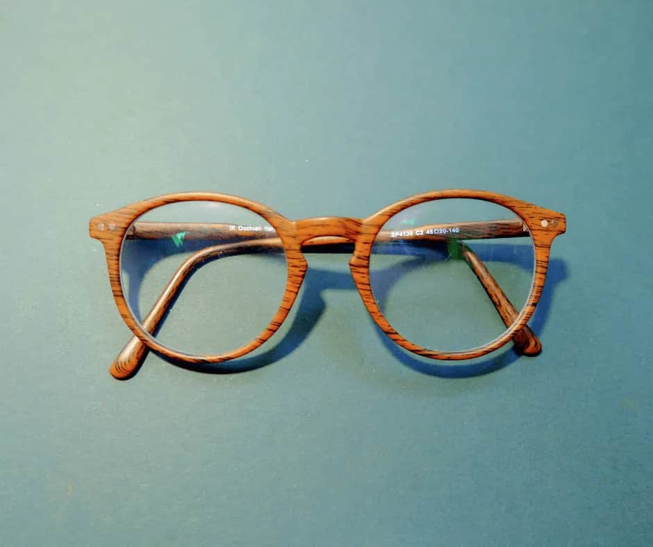 Czy okulary z apteki szkodzą? Sprawdź, jakie mogą być skutki uboczne