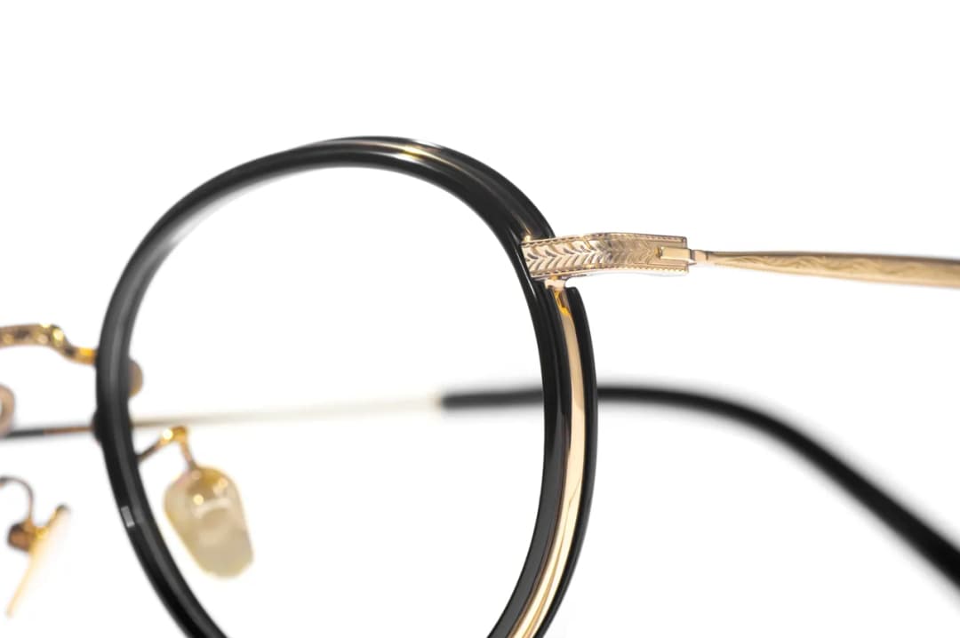 Oprawki tytanowe czy warto kupić: prawda o trwałości i opłacalności