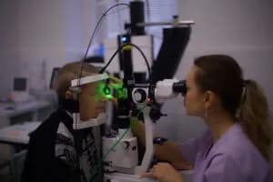 Ile kosztuje wizyta w Vision Express? Sprawdź ceny i usługi dodatkowe