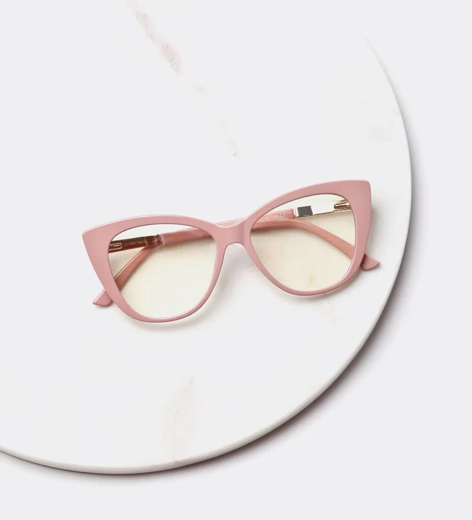 Ile kosztują oprawki okularów? Poznaj ceny i najlepsze oferty