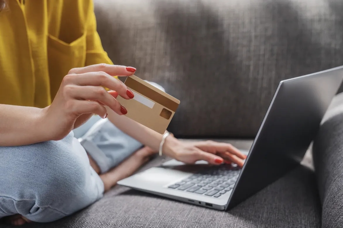 Jak Działają Sklepy w Platformach Gier Online: Wymiana Punktów Lojalnościowych na Nagrody i Przywileje